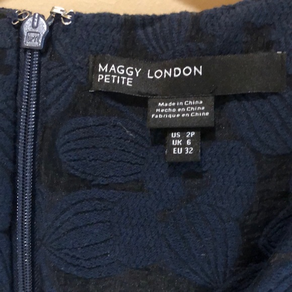 MAGGIE LONDON Navy Lace Cutout Cocktail Party dress 2P - NWT - Picture 4 of 8